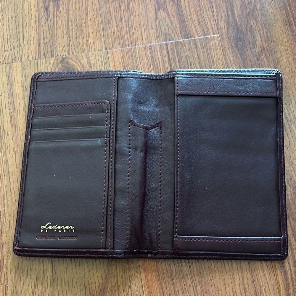 Vintage Lederer Paris burgundy leather wallet bifold